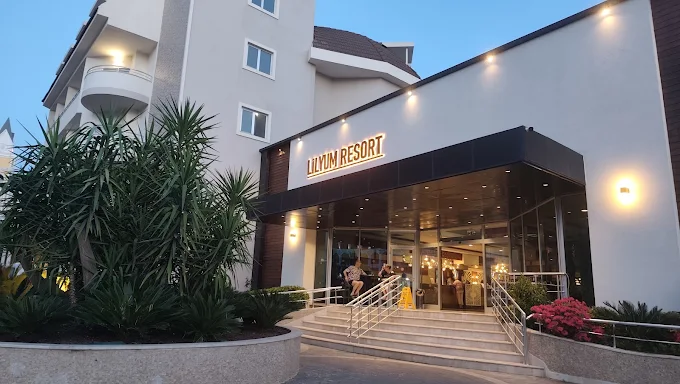 Novum Lilyum Resort Hotel